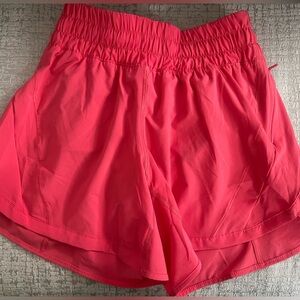 Lululemon 5” Hotty Hot High Rise Lined Shorts, size 4